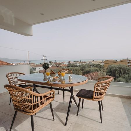 Amelia Luxury Suite Nikiana Esterno foto