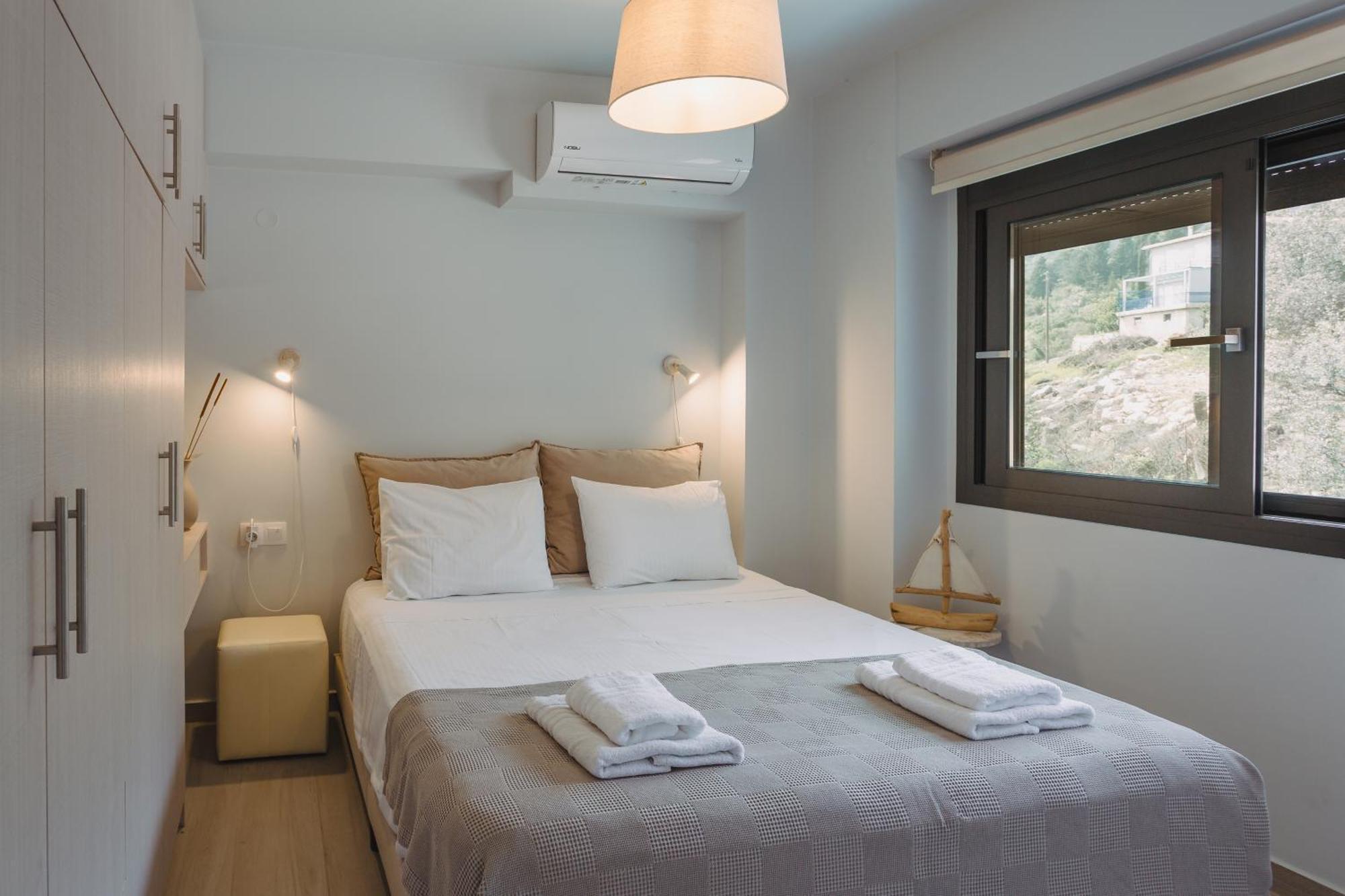 Amelia Luxury Suite Nikiana Esterno foto